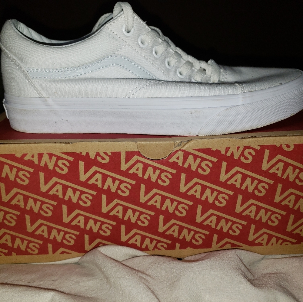 Whitw Vans